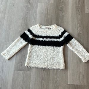 525 America Bucle Sweater